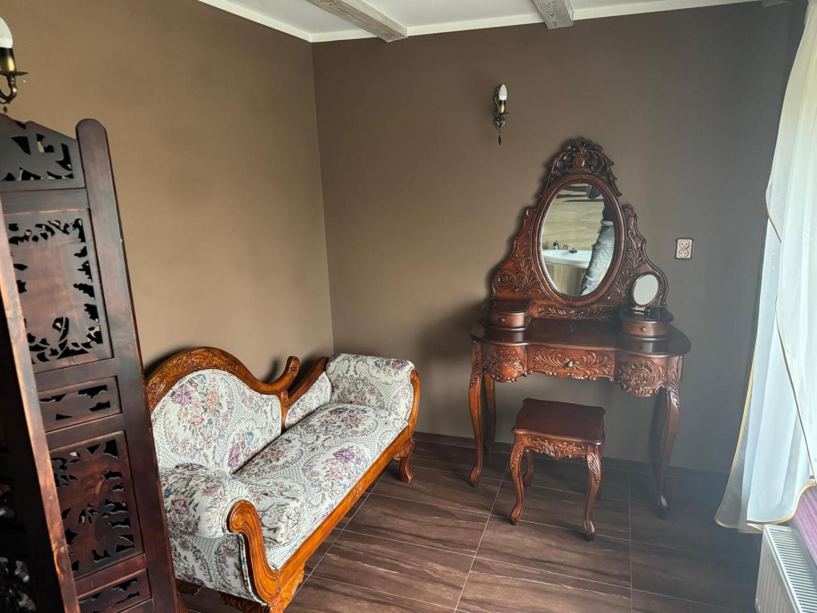 Duzy I Elegancki Dom W Jeziornej Villa Jodlow  Exterior photo